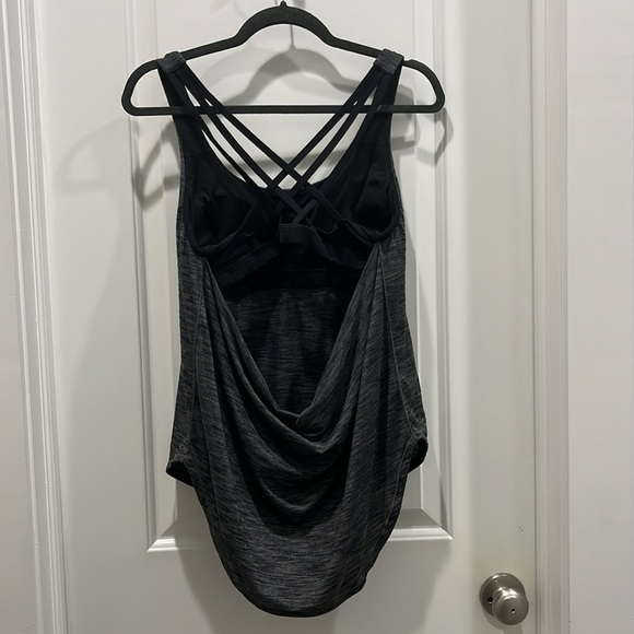 Lululemon Slay the Studio 2-in-1 Tank Gray & Black Sz 10 - Picture 5 of 8
